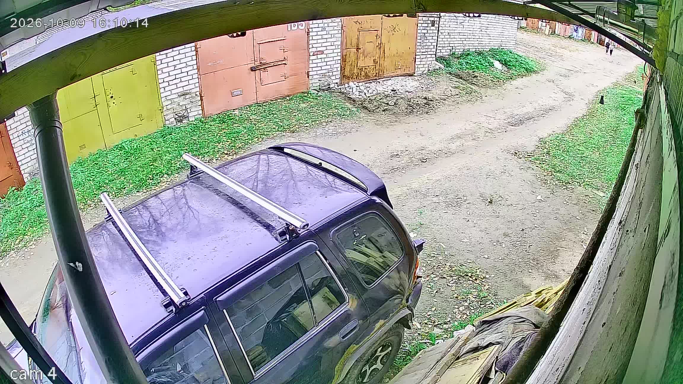 Камера 2 — 09.10.2026 13:10:12